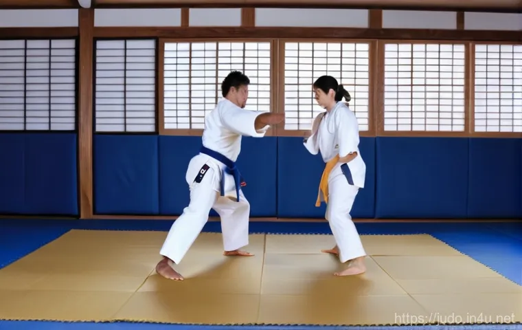 유도와 체중 감량 - **Dynamic Full-Body Judo Workout:** A diverse group of adults, male and female, in their late 20s to...